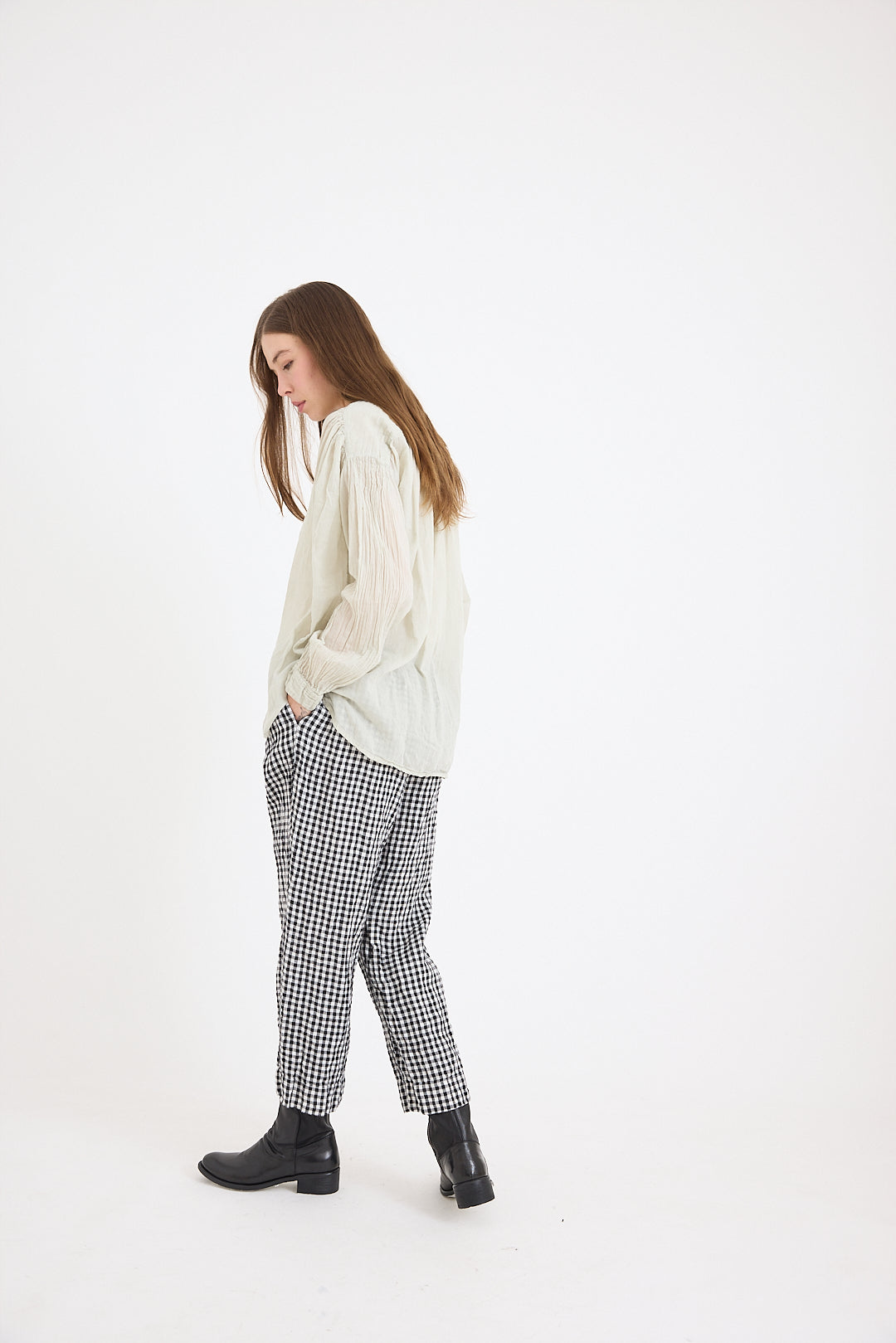 Lexi Capri Pant in Black & White Gingham Linen
